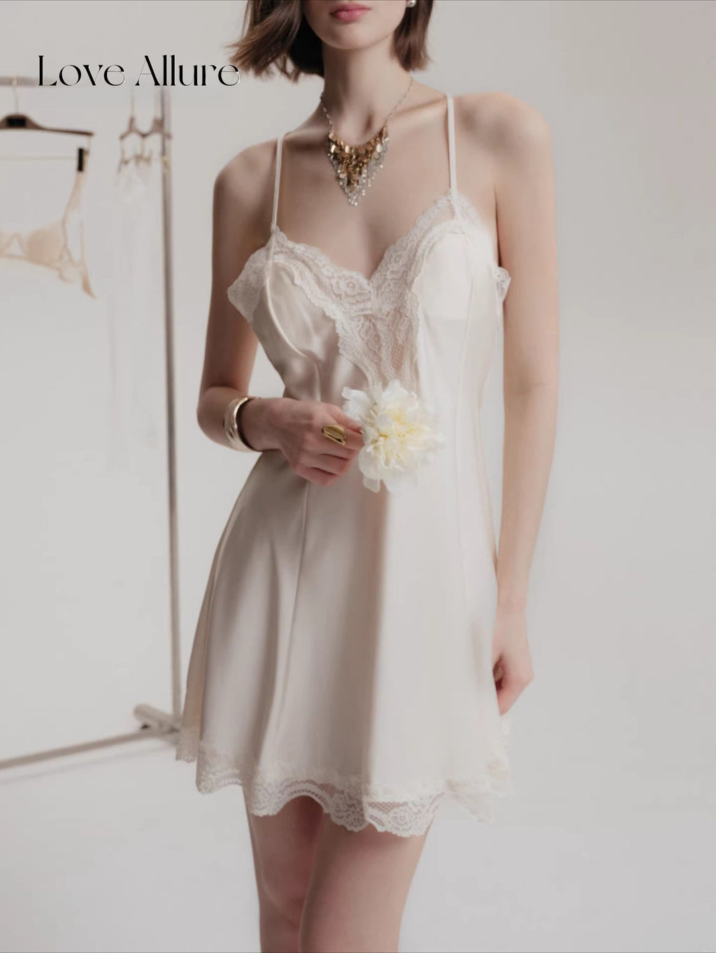 Sybil • レースガウン＆ベビードールセット