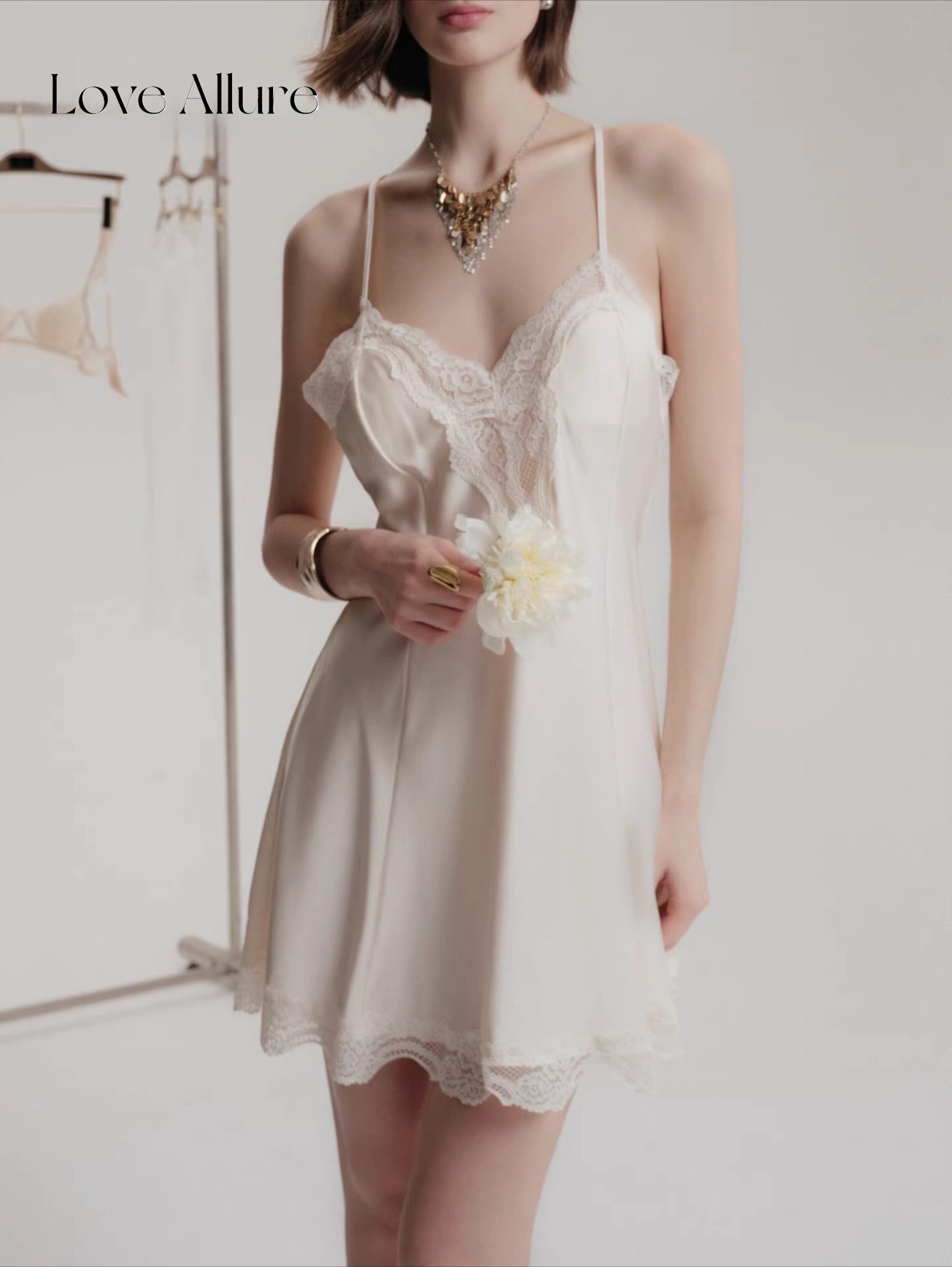 Sybil • レースガウン＆ベビードールセット