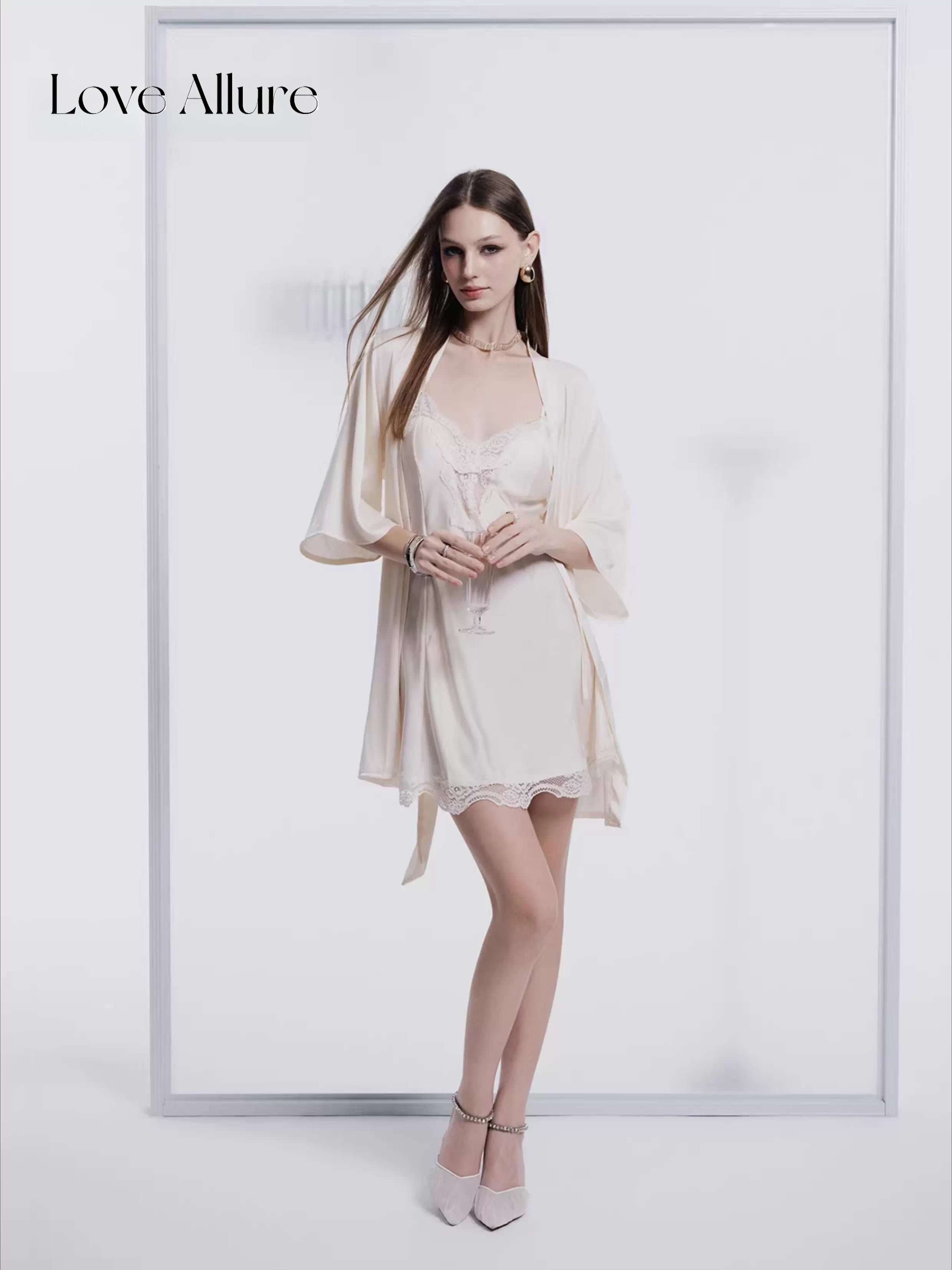 Sybil • レースガウン＆ベビードールセット