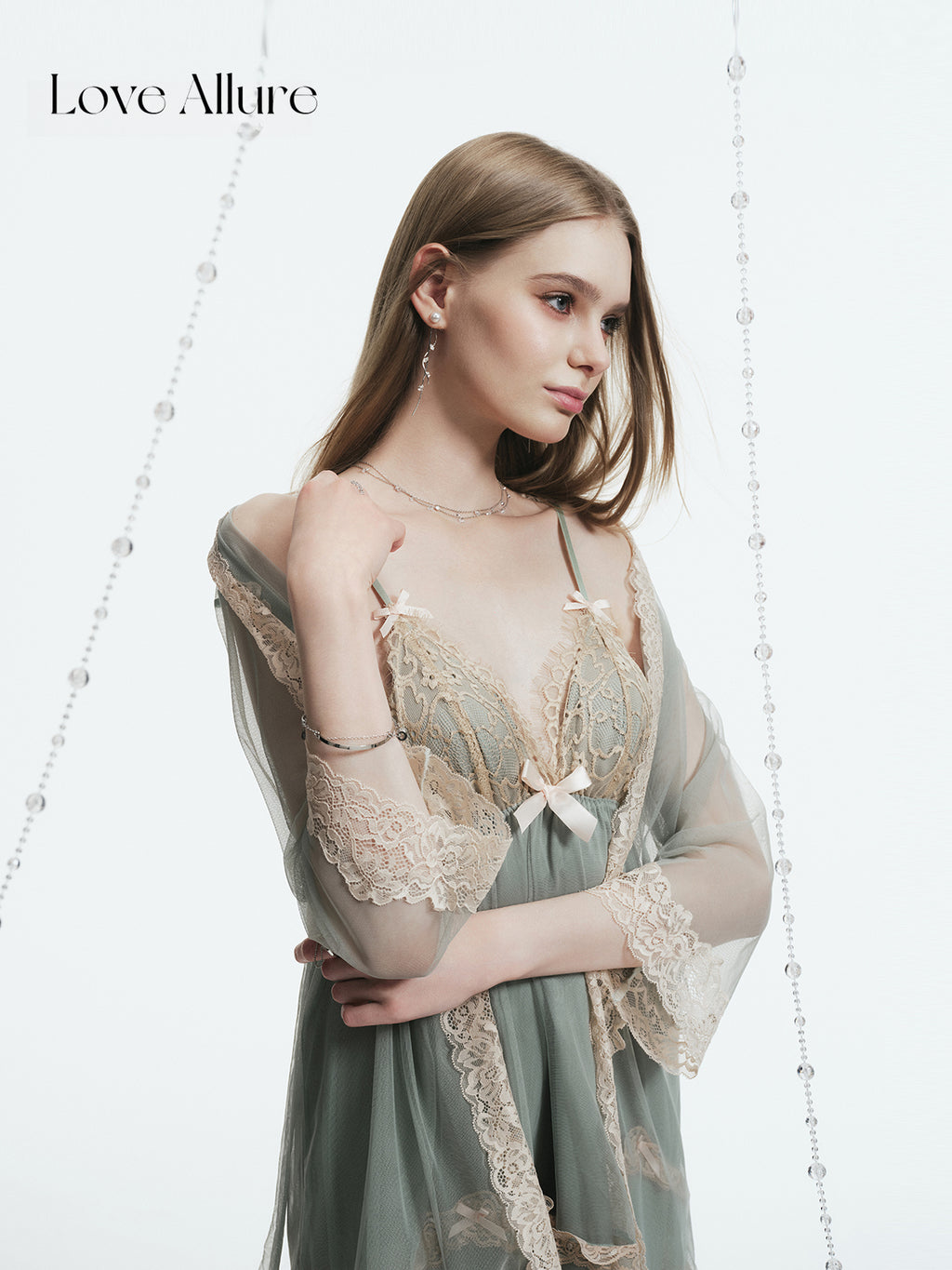 Isla • レースガウン＆ベビードールセット