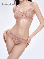 Rodia • レースノンワイヤーブラ&ハーフバックショーツセット