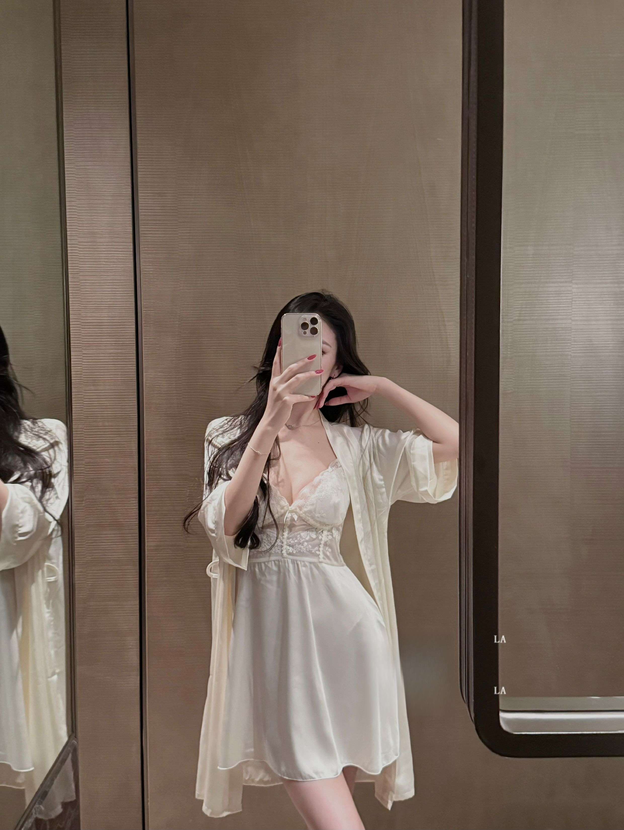 Nora • レースガウン＆ベビードールセット